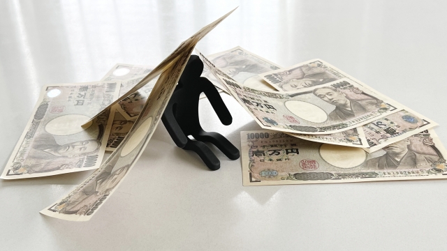 お金が逃げていく。坂戸市で借金返済の無料相談をする